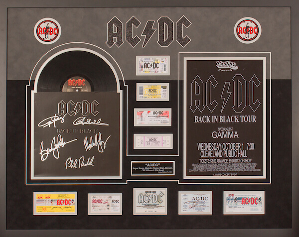 Autographed Memorabilia For Auction Fundraisers | Charity Fundraising